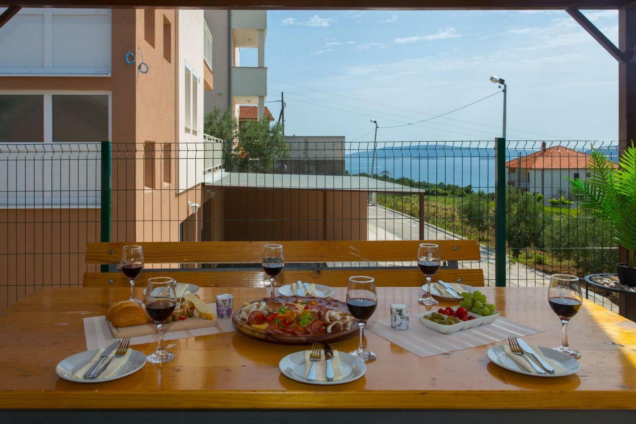 Villa Honey Seget Vranjica Exterior foto