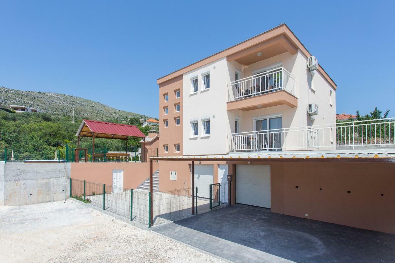 Villa Honey Seget Vranjica Exterior foto