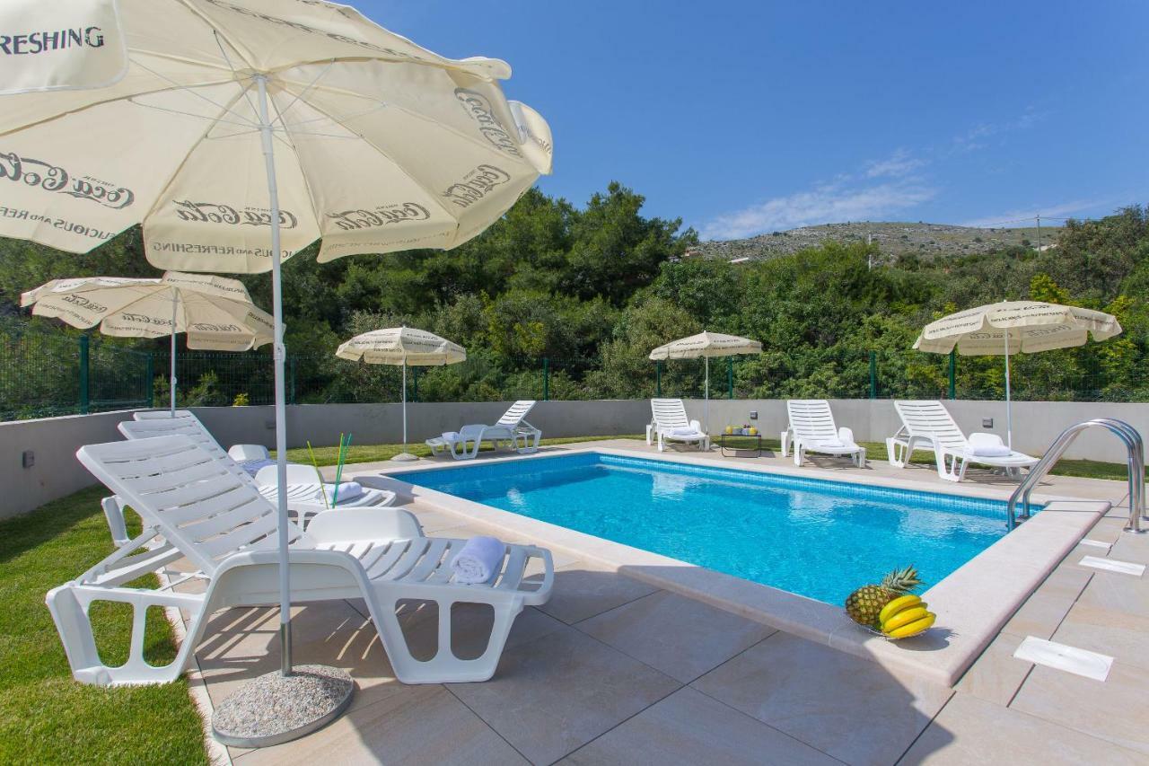 Villa Honey Seget Vranjica Exterior foto
